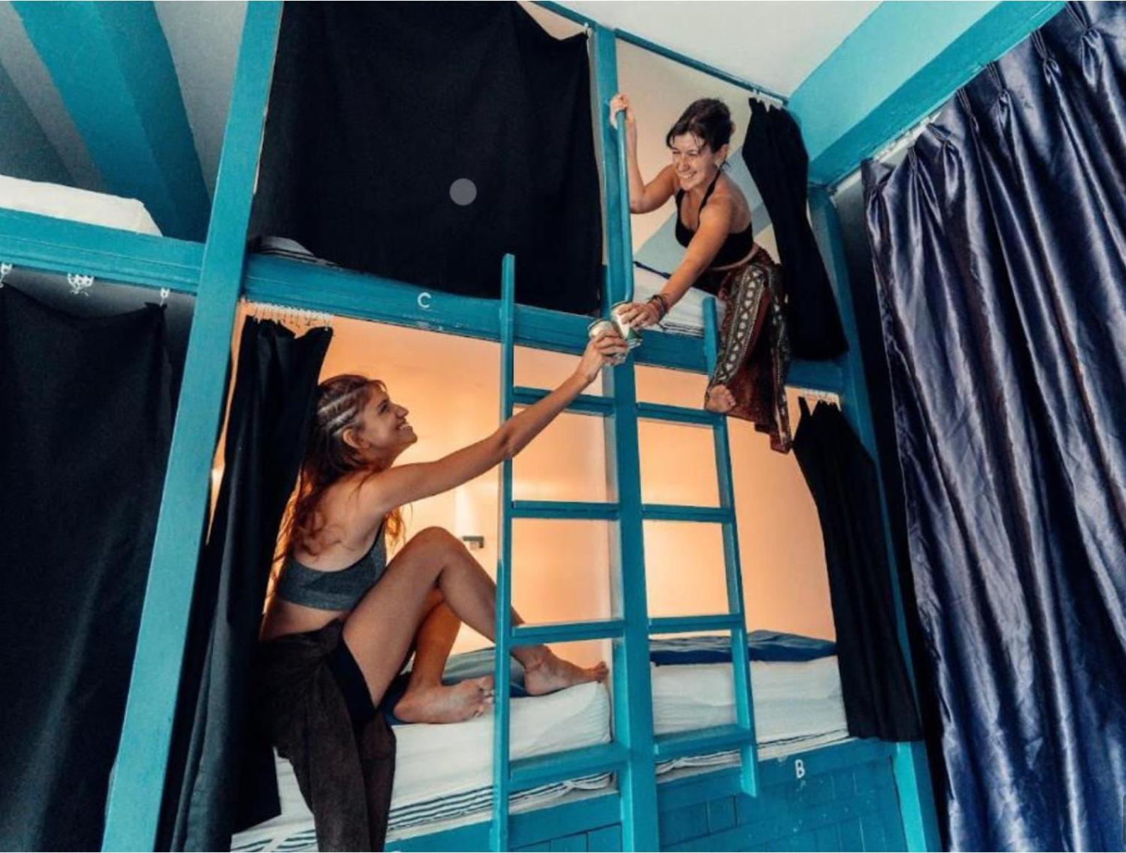 The Hangout Hostel Ao Nang 外观 照片